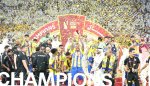 Al-Gharafa conserve le titre de la Coupe de l'Émir du Qatar avec une victoire 4-0 contre Al-Sadd