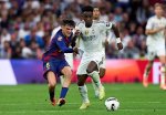 رقم قياسي للإعلاميين في الكلاسيكو بين برشلونة وريال مدريد