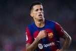 كانسيلو يهاجم الهلال أثناء احتفاله مع برشلونة