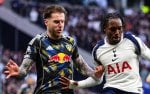 توتنهام يتلاعب بحظوظه في البقاء بالتعادل أمام ليدز