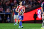 برشلونة يرفض الدخول في مزايدات لضم ألفاريز