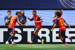 إسبانيا تضرب النمسا بثلاثية وتتأهل إلى ثمن نهائي كأس العالم