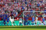 البرتغال تتأهل إلى ثمن نهائي كأس العالم بفوز درامي على كرواتيا