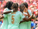 فرنسا ترتدي القميص الأخضر أمام المغرب في ربع نهائي كأس العالم