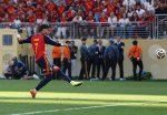 برشلونة يسابق الزمن للإبقاء على فيران توريس