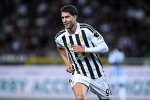 Manchester United Eye Vlahovic as Potential Replacement for Zirkzee