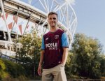 West Ham ficha a Joel Veltman
