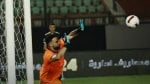 ببسالة وتألق..محمد شعبان يواصل حراسة عرين القناة بنجاح