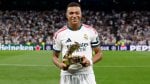Mbappé reçoit le prix de meilleur buteur de la Ligue des Champions avant le match contre l'Inter