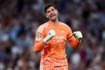 كورتوا يطمئن جماهير ريال مدريد بشأن إصابته