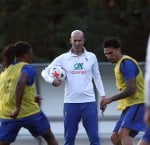 زيدان يقود أول تدريباته مع منتخب فرنسا استعدادًا لدوري الأمم الأوروبية