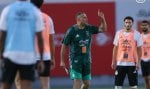 3 nombres candidatos para suceder a Mahrez y Mandi como capitán de Argelia
