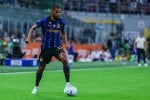 برشلونة ينافس تشيلسي وباريس سان جيرمان على ضم نجم إنتر ميلان