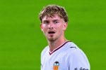 L'entraîneur de Valence critique Harvey Elliott après son carton rouge contre Villarreal