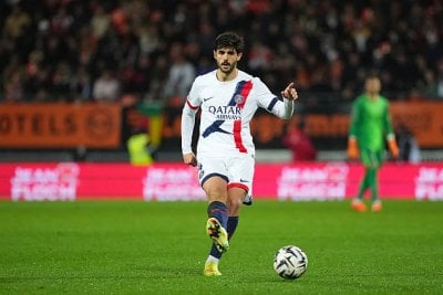 Le Paris Saint-Germain ouvre la porte au départ de Lucas Peraldo