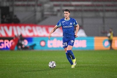Pavard Nears Move to the German League