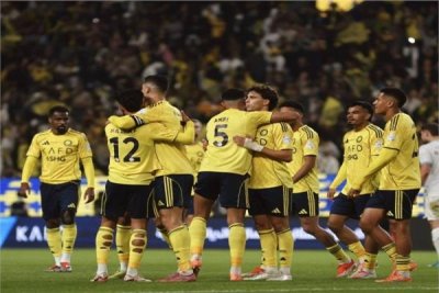 Yellow Threatens Five Al-Nassr Players Before the Match Against Al-Ettifaq