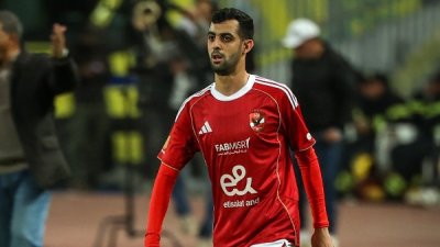 الأهلي يستعيد يوسف بلعمري وكريم فؤاد أمام المصري