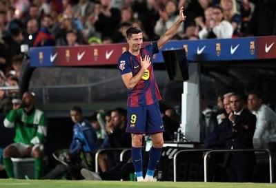 أرقام ليفاندوفسكي تضع برشلونة أمام أزمة هجومية بعد رحيله