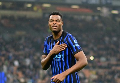 Dumfries pasa el examen médico antes de su traslado al Real Madrid
