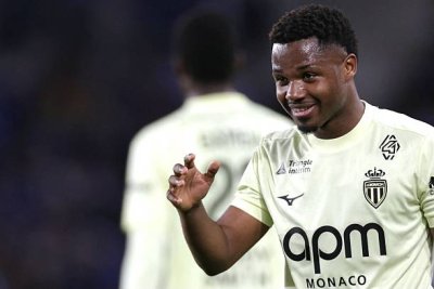 برشلونة يتمسك بالتحكم في مستقبل فاتي رغم اقترابه من موناكو