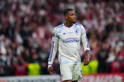 Arsenal cerca de fichar a Ezri Konsa