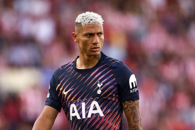 Tottenham lowers demands to sell Richarlison in January