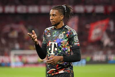 ليفربول ينافس ريال مدريد على ضم مايكل أوليس