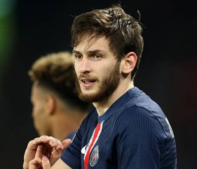 Kvaratskhelia misses Ballon d'Or ceremony due to injury