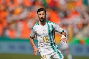 محمد عمورة على رادار بنفيكا