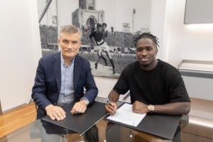 Oficialmente.. Bolonia anuncia la incorporación de Jonathan Rowe del Marsella