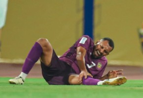 إصابة قوية تبعد مدافع الشرطة عن الملاعب