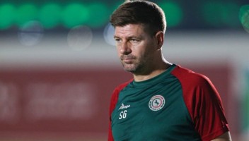 الاتفاق ينفي تواصل جيرارد مع القحطاني