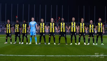 الاتحاد يعلن غياب بنزيما وخمسة لاعبين عن مواجهة ضمك