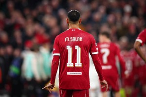 ليفربول يدرس التعاقد مع بديل صلاح