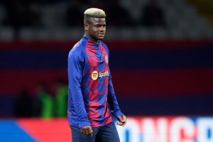 آرسنال يرغب في ضم مدافع برشلونة