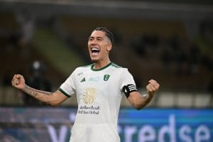 فيرمينو يتوصل لاتفاق نهائي مع السد القطري