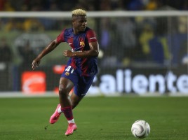 ليفركوزن واليونايتد في سباق للحصول على خدمات مدافع برشلونة