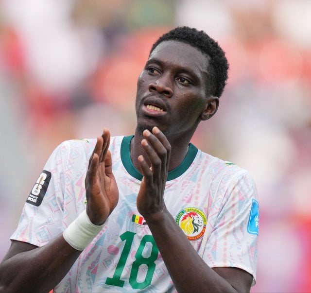 Ismaïla Sarr requests to leave, Liverpool monitor the situation