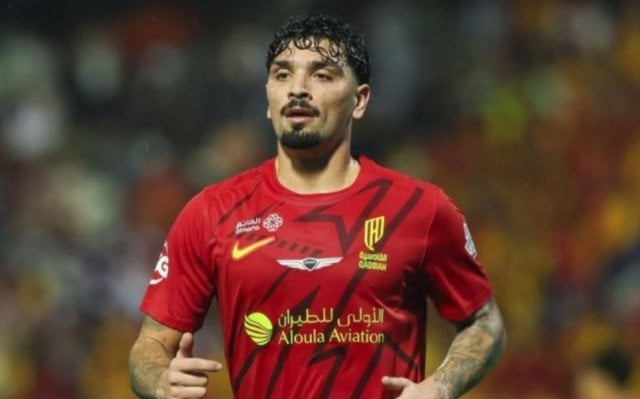 Al Qadsiah agree to loan Cameron Puertas to Al Wasl