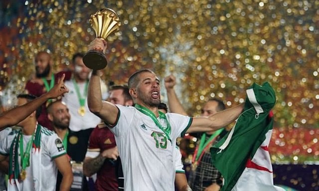 Islam Slimani rejette la retraite et envoie un message fort à l'Algérie