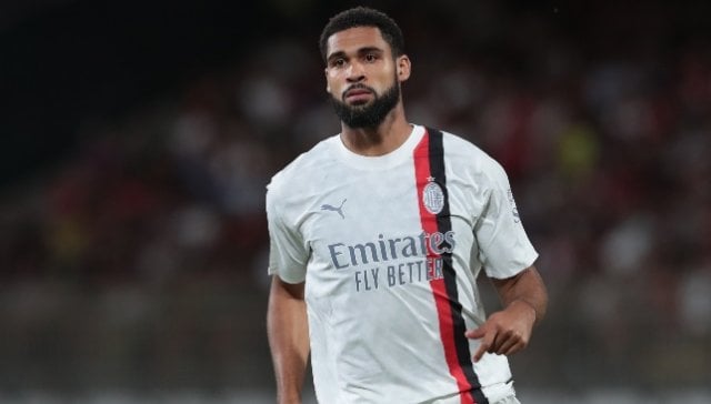 ميلان يفتح الباب أمام رحيل توموري ولوفتوس تشيك في يناير