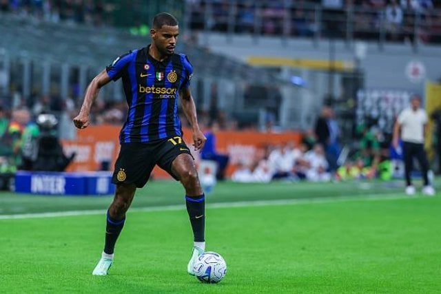 FC Barcelona competes with Chelsea and Paris Saint-Germain to sign Inter star