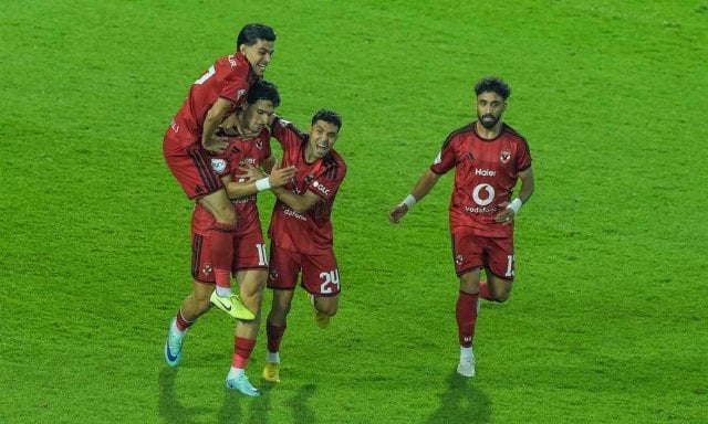 الأهلي يبدأ استعداداته في أوغندا لمواجهة كيتارا بالكونفدرالية