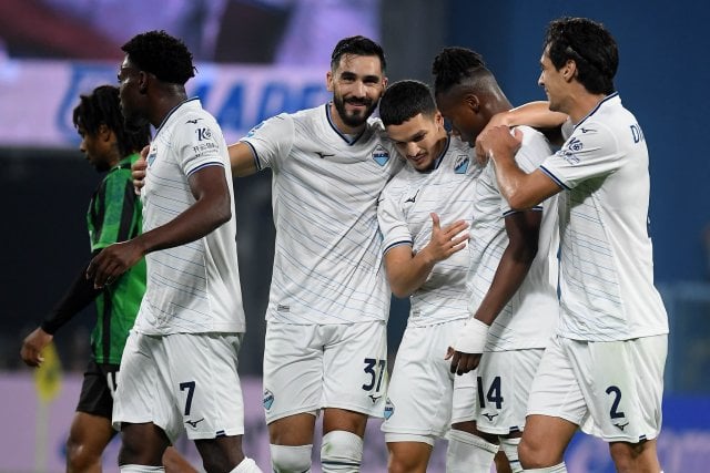 El Lazio arrasa a Sassuolo 6-2 y se coloca en la cima de la Serie A