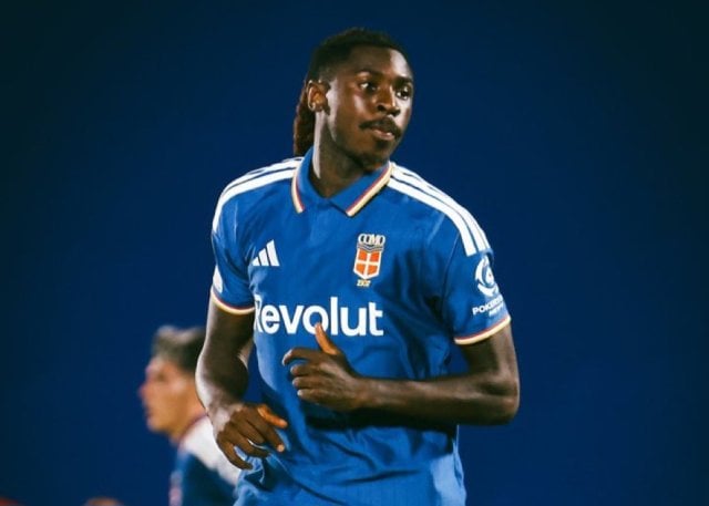 Como anuncia la ausencia de Moise Kean por lesión