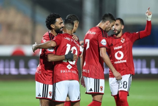 Al Ahly retrasa la decisión sobre la contratación de un trío defensivo egipcio