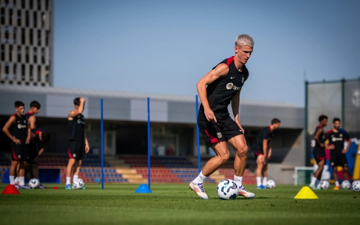 Barcelona manages to score Dani Olmo