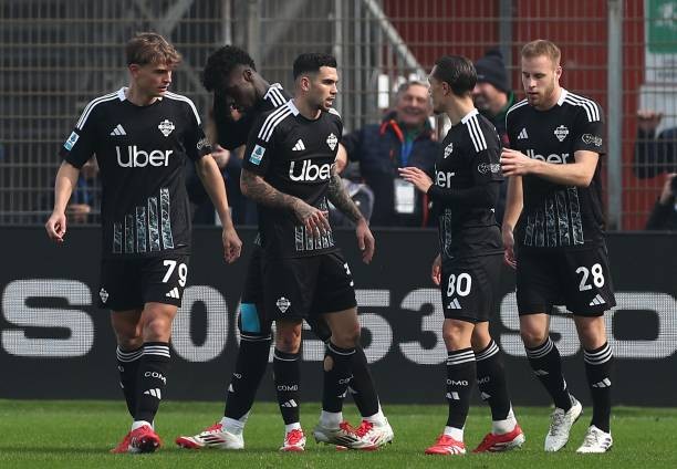 Napoli falls in front of Komo in Calcio