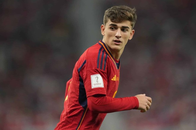 Spain coach is considering calling up Gavi